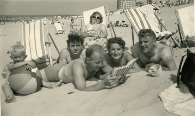 Familie Bekaert aan zee 2
